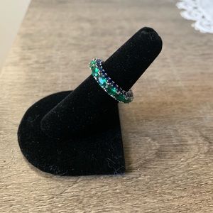 Emerald sapphire and silver 360-stone ring, approx size 6